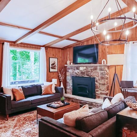 Stylish And Cozy Cabin, Walking Distance To Big Bass Lake Gouldsboro Zewnętrze zdjęcie