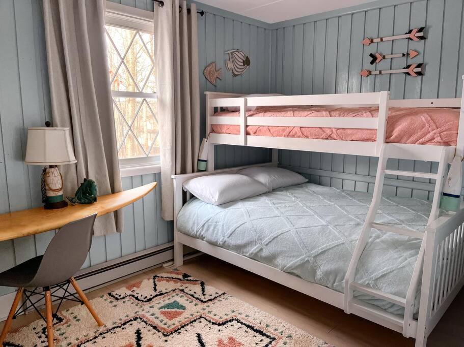 Stylish And Cozy Cabin, Walking Distance To Big Bass Lake Gouldsboro Zewnętrze zdjęcie