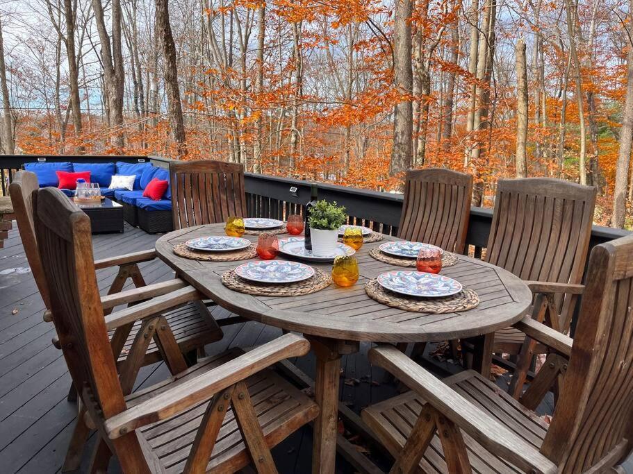 Stylish And Cozy Cabin, Walking Distance To Big Bass Lake Gouldsboro Zewnętrze zdjęcie
