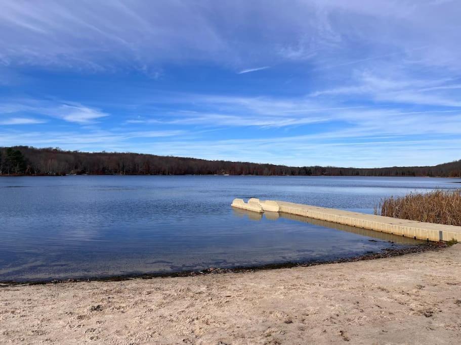 Stylish And Cozy Cabin, Walking Distance To Big Bass Lake Gouldsboro Zewnętrze zdjęcie